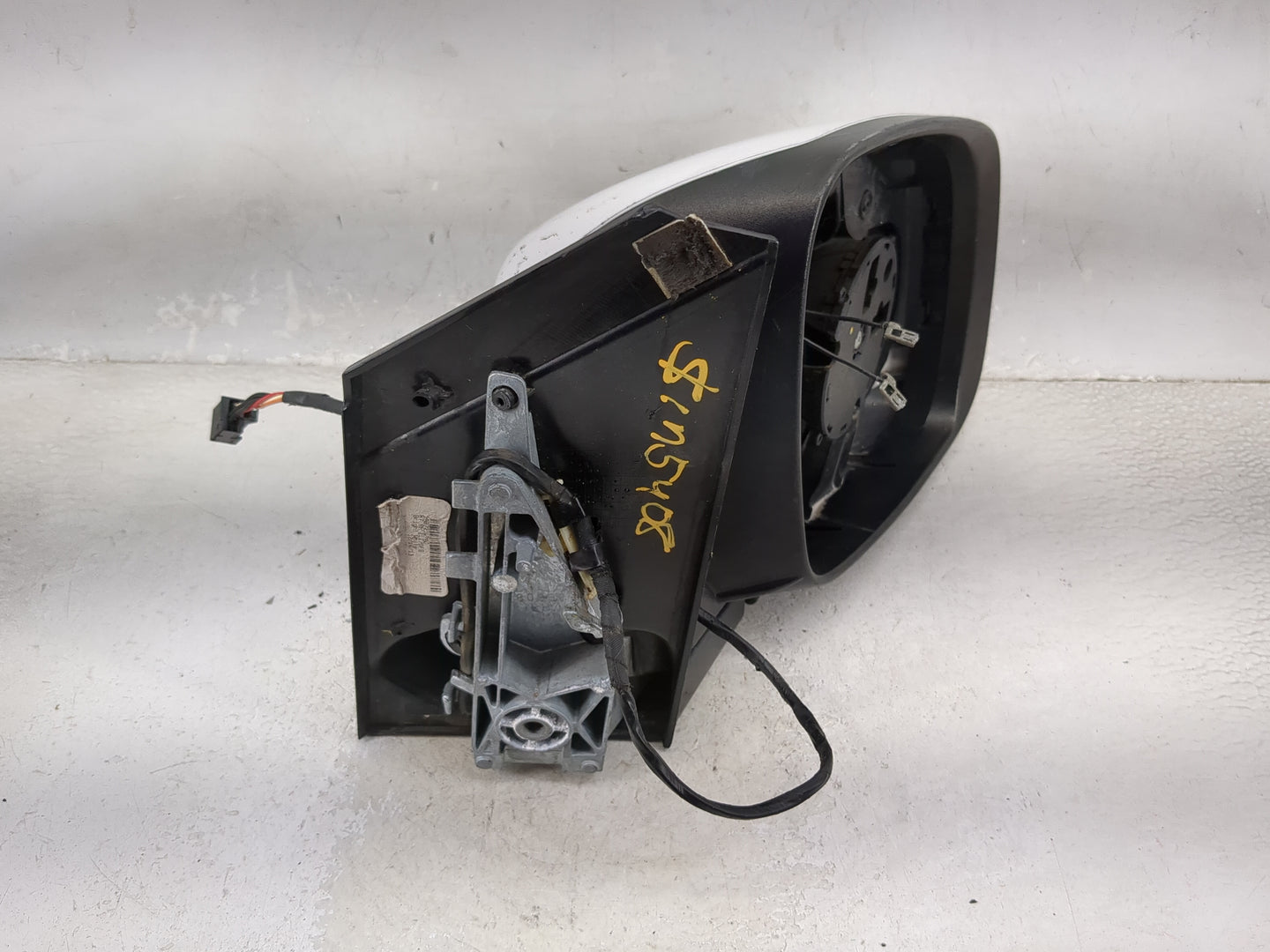 2016 Chrysler Town & Country Passenger Side View Mirror - Right Door Mirror OEM Used - Oemusedautoparts1.com