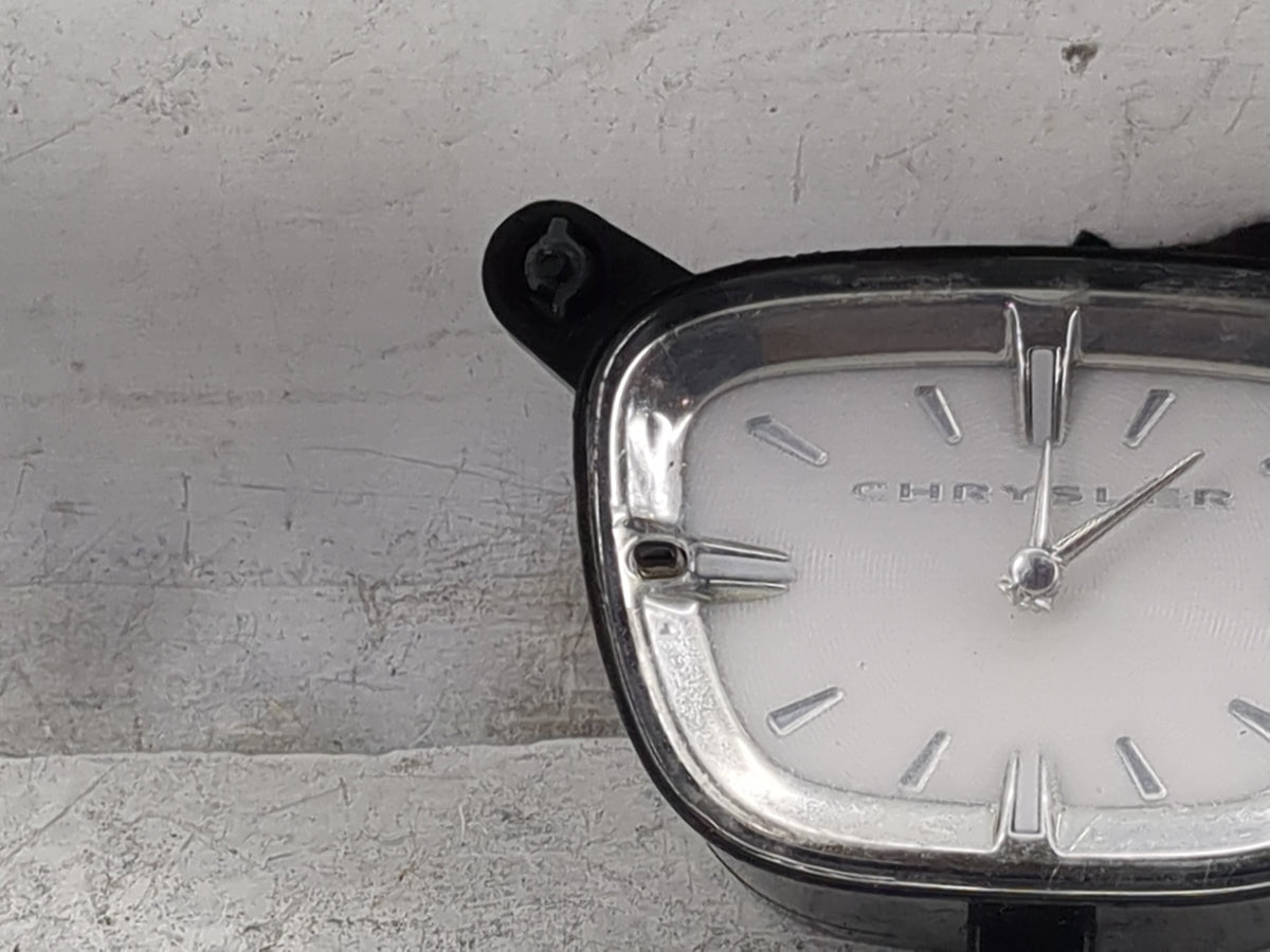 2016 Chrysler Town & Country Digitial Dash Clock P/N:20120914-0426 Fits OEM Used Auto Parts - Oemusedautoparts1.com