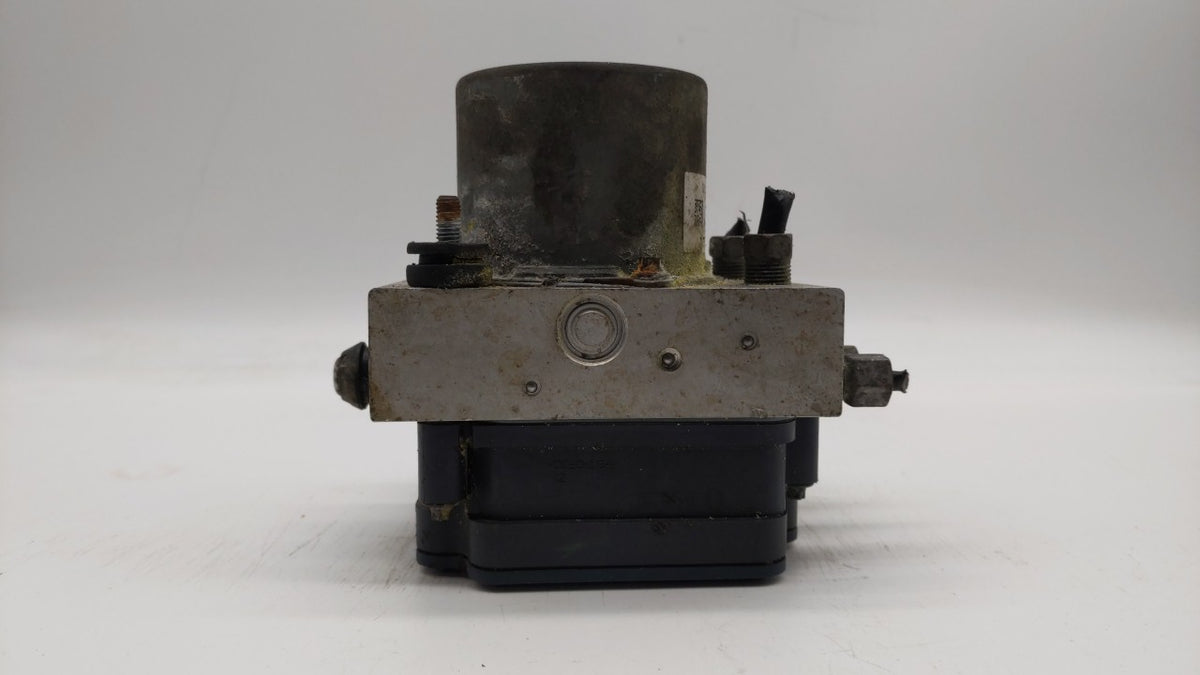 2014 Chrysler Town & Country Anti-Lock Brake ABS Pump Module Actuator OEM P/N:P68183803AC Fits OEM Used Auto Parts - Oemused
