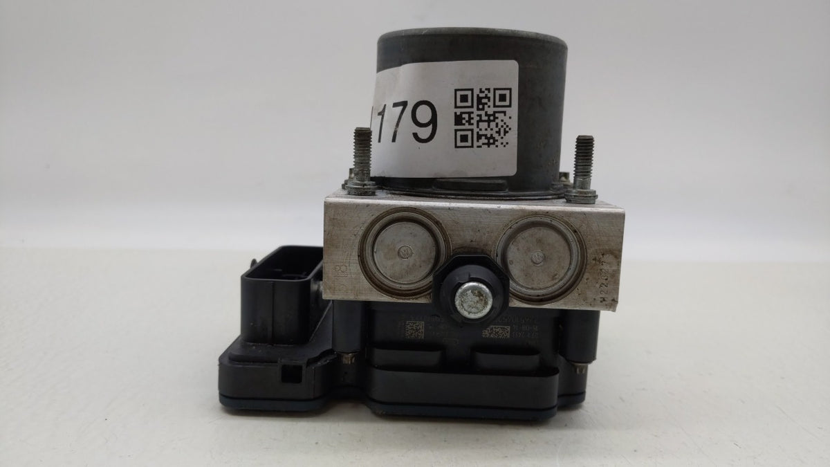 2014 Chrysler Town & Country Anti-Lock Brake ABS Pump Module Actuator OEM P/N:P68183803AC Fits OEM Used Auto Parts - Oemused