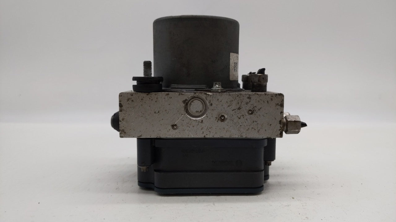 2014 Chrysler Town & Country ABS Pump Control Module Replacement P/N:P68183803AC Fits OEM Used Auto Parts - Oemusedautoparts
