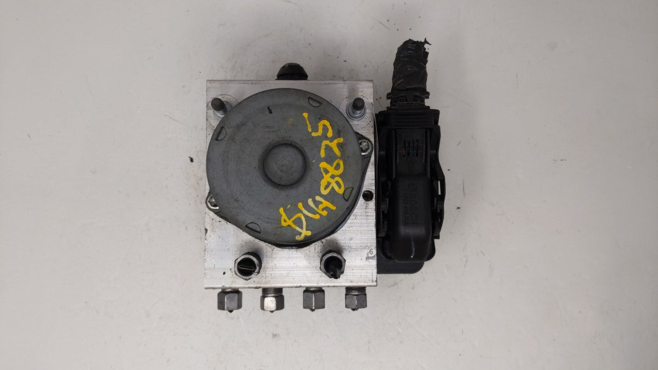 2014 Chrysler Town & Country ABS Pump Control Module Replacement P/N:P68183803AC Fits OEM Used Auto Parts - Oemusedautoparts