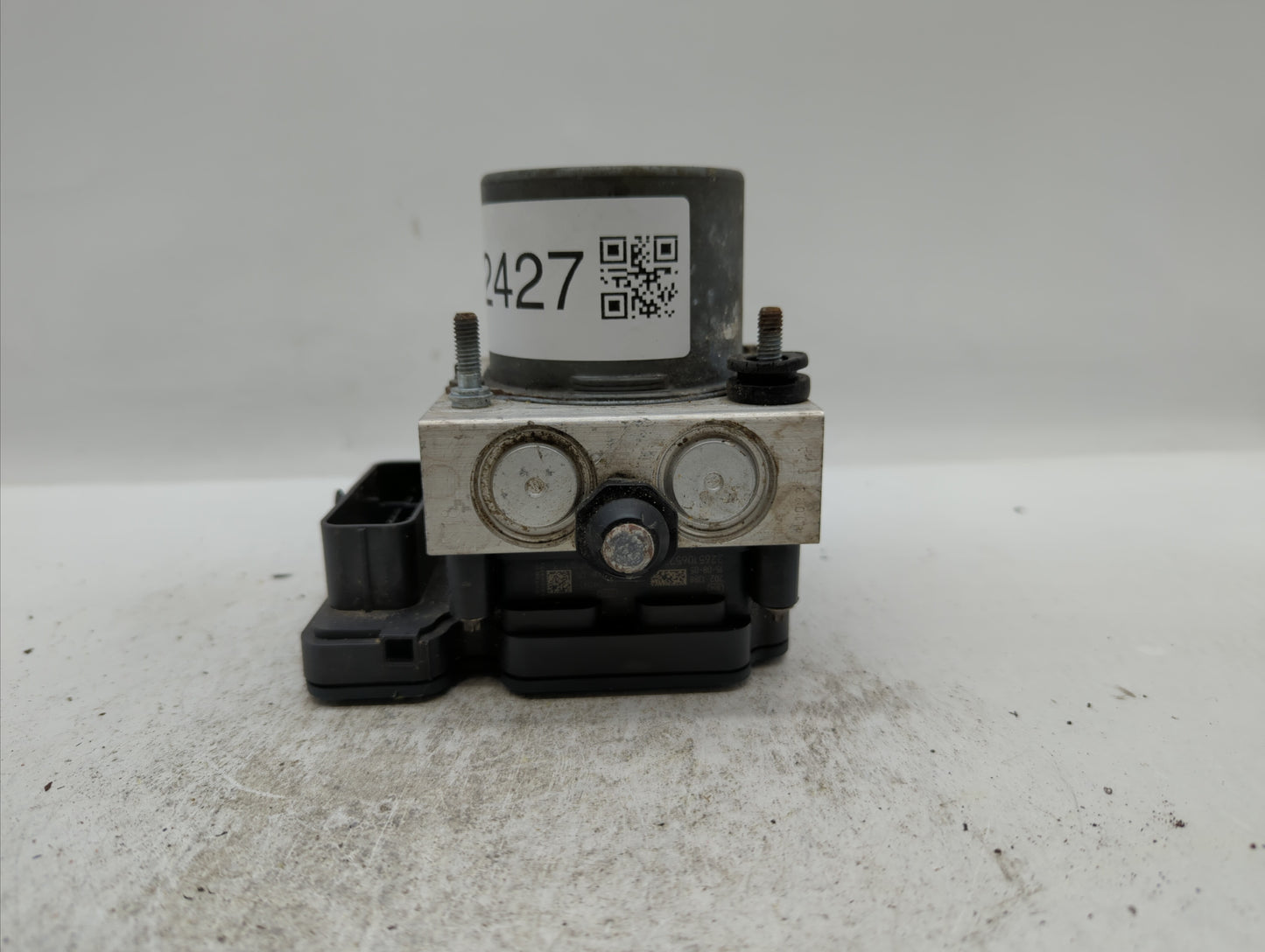 2014 Chrysler Town & Country ABS Pump Control Module Replacement P/N:P68183803AC Fits OEM Used Auto Parts - Oemusedautoparts