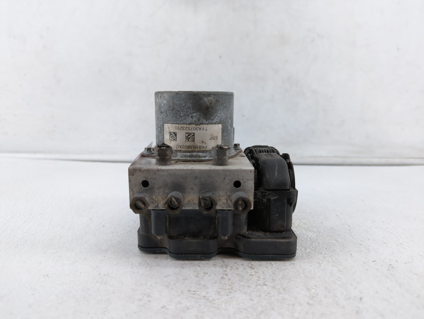 2014 Chrysler Town & Country ABS Pump Control Module Replacement P/N:68183803AC P68183803AC Fits OEM Used Auto Parts - Oemus