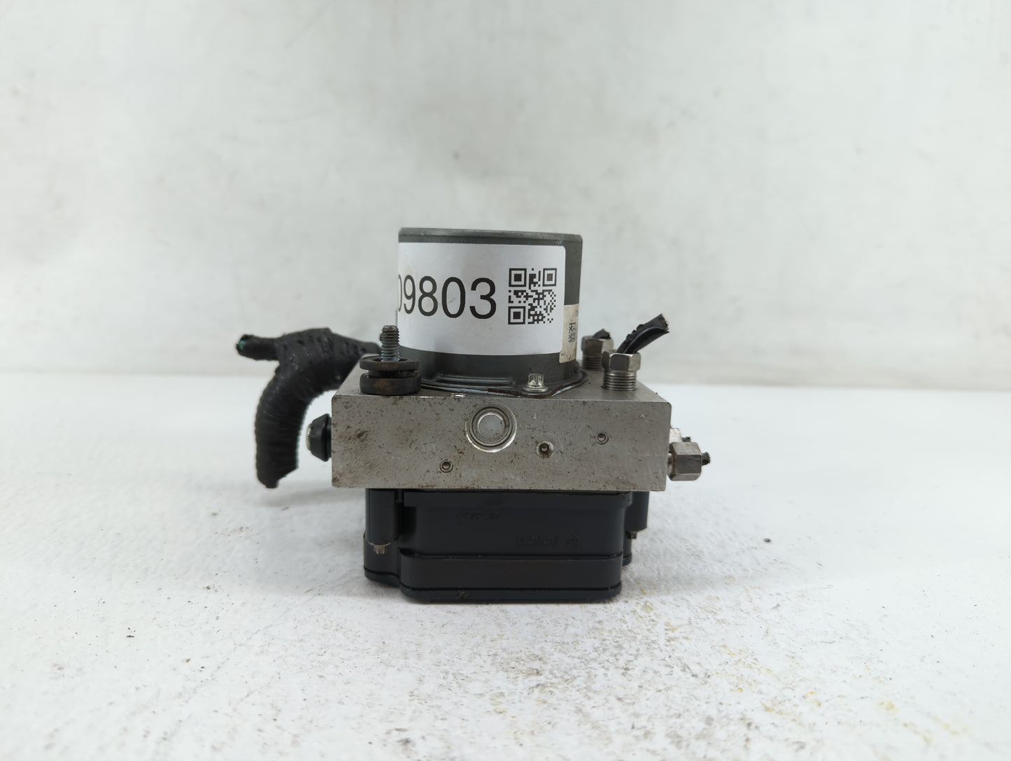 2014 Chrysler Town & Country ABS Pump Control Module Replacement P/N:68183803AC P68183803AC Fits OEM Used Auto Parts - Oemus