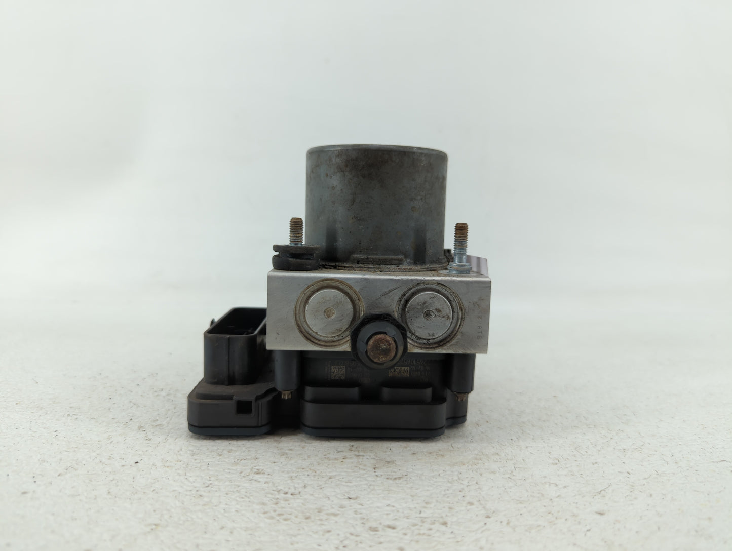 2014 Chrysler Town & Country ABS Pump Control Module Replacement P/N:P68183803AC Fits OEM Used Auto Parts - Oemusedautoparts
