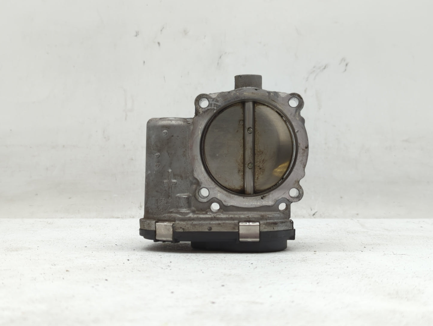 2011-2016 Chrysler Town & Country Throttle Body P/N:05184349AE 05184349AC Fits OEM Used Auto Parts - Oemusedautoparts1.com