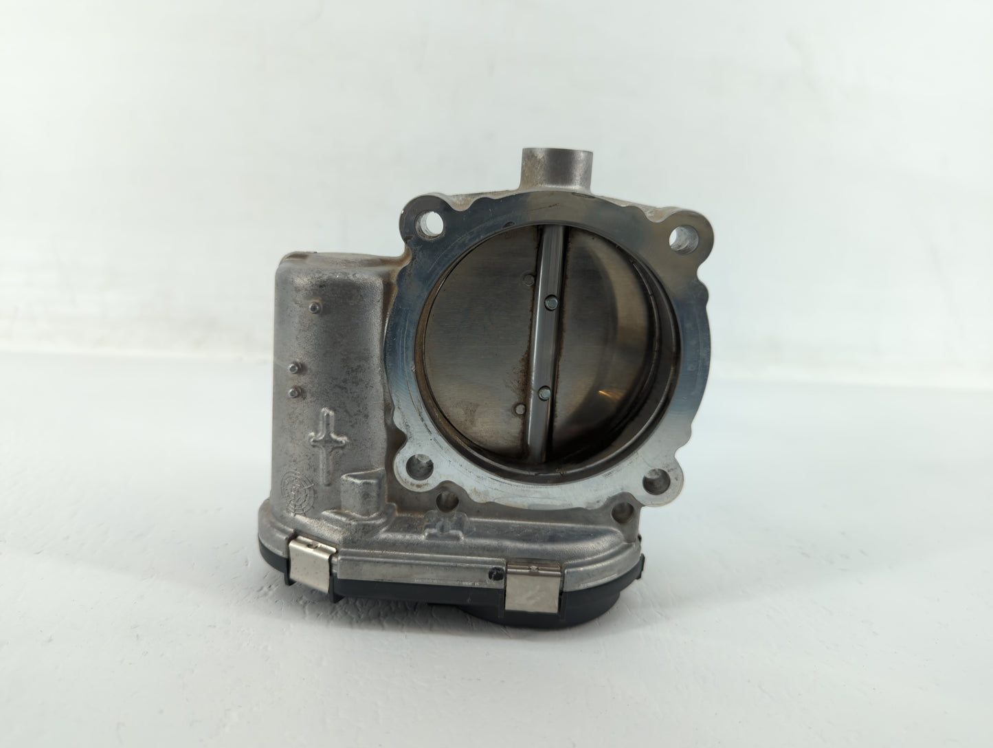 2011-2016 Chrysler Town & Country Throttle Body P/N:05184349AF 05184349AE Fits OEM Used Auto Parts - Oemusedautoparts1.com