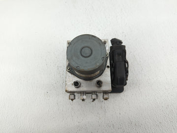 2014 Chrysler Town & Country ABS Pump Control Module Replacement P/N:P68183803AC Fits OEM Used Auto Parts