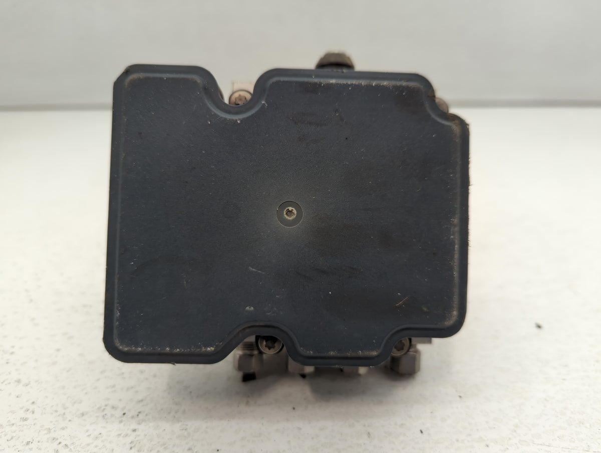 2014 Chrysler Town & Country Anti-Lock Brake ABS Pump Module Actuator OEM P/N:P68183803AC Fits OEM Used Auto Parts - Oemused