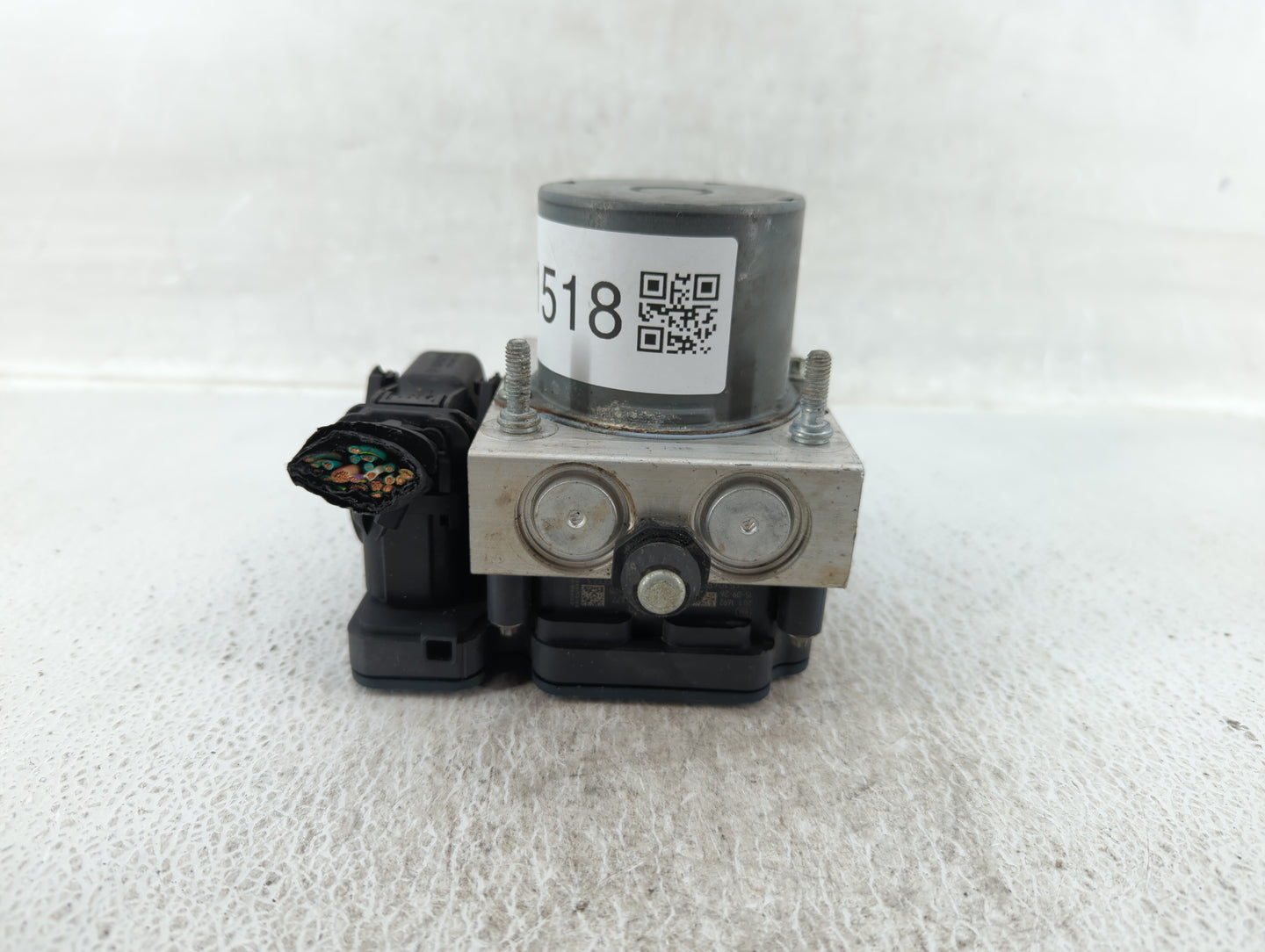 2014 Chrysler Town & Country ABS Pump Control Module Replacement P/N:P68183803AC Fits OEM Used Auto Parts - Oemusedautoparts