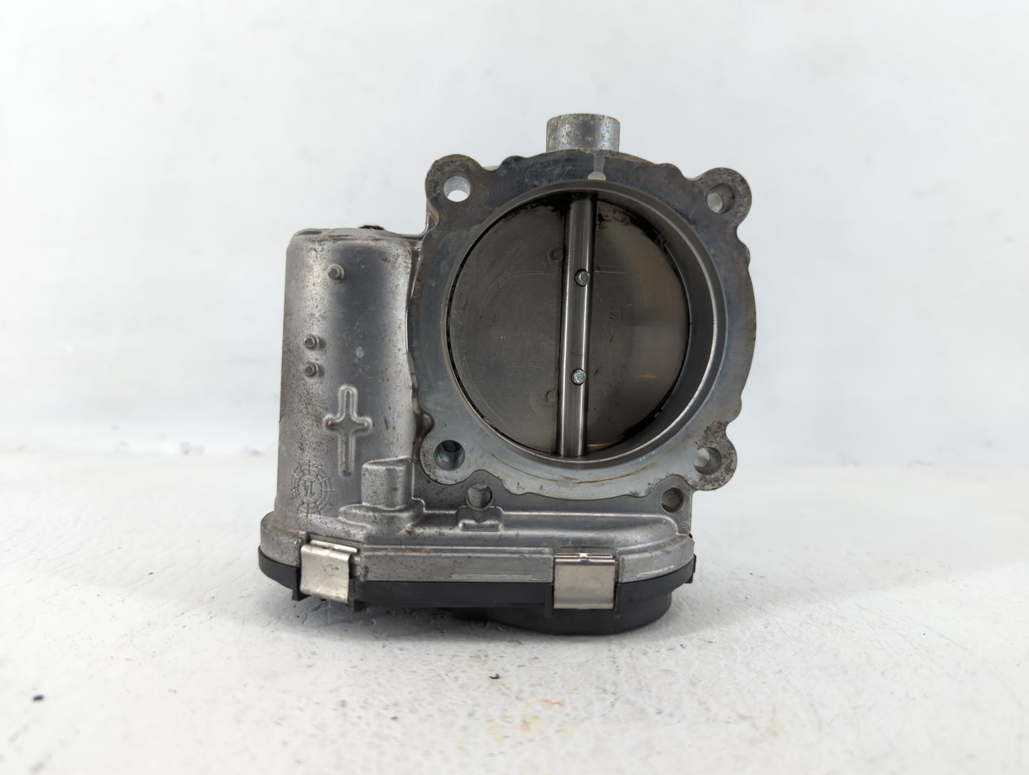 2011-2016 Chrysler Town & Country Throttle Body P/N:05184349AC Fits OEM Used Auto Parts - Oemusedautoparts1.com