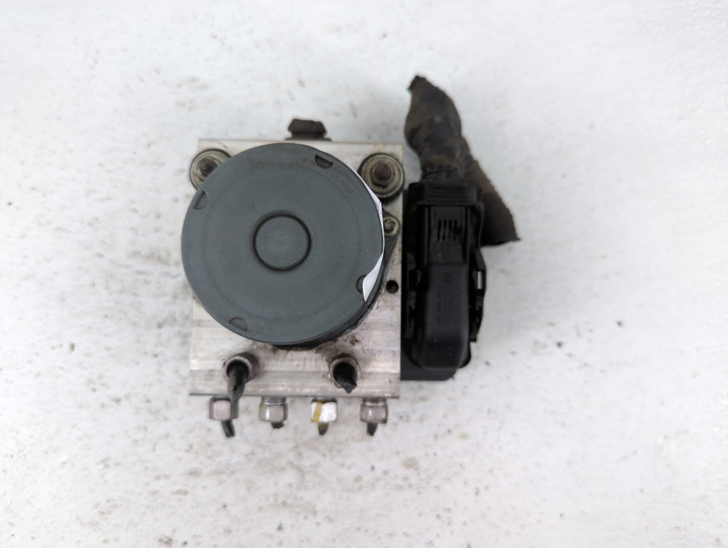 2015-2016 Chrysler Town & Country ABS Pump Control Module Replacement P/N:P68183803AC Fits Fits 2015 2016 2017 2018 2019 202