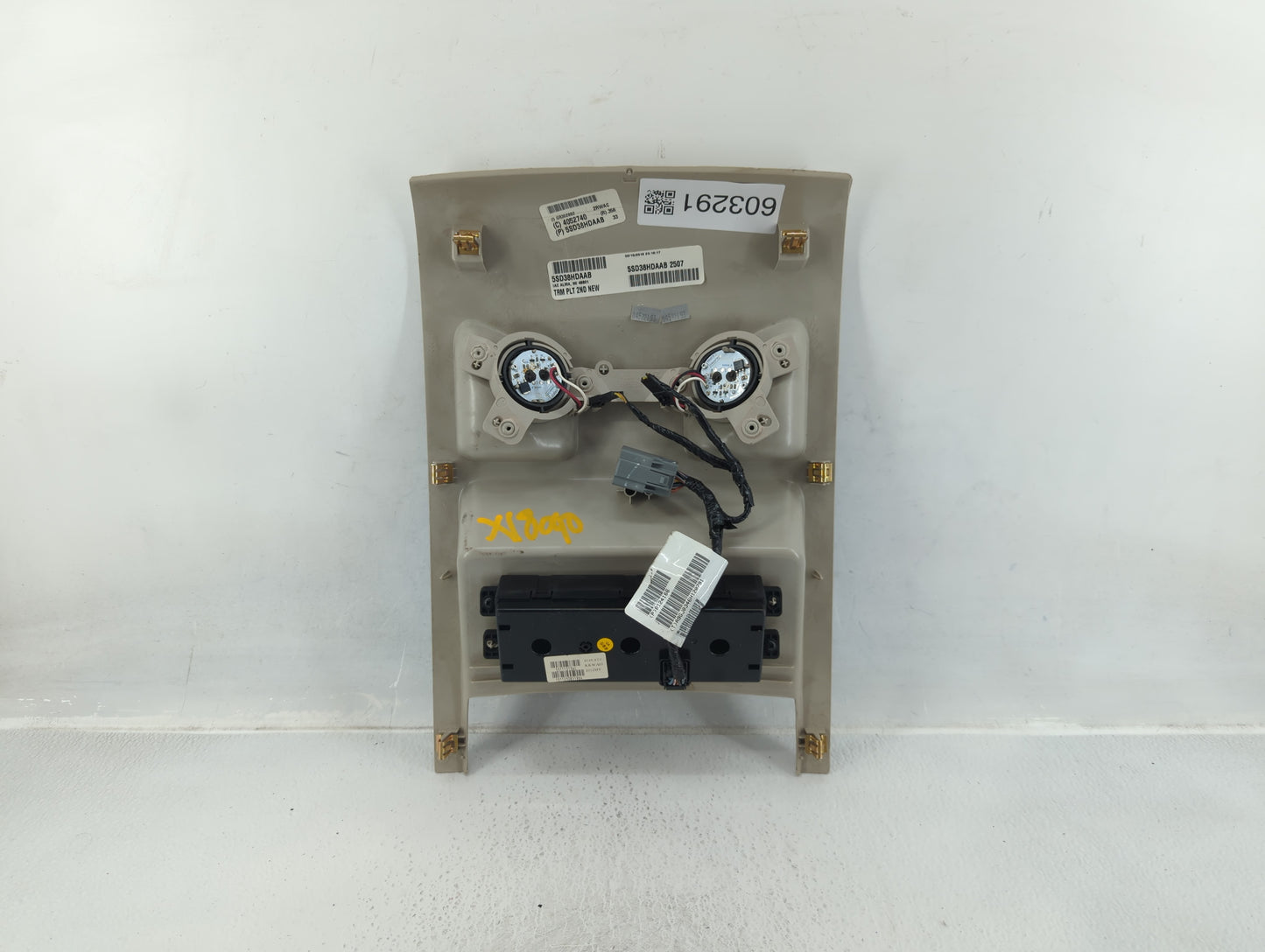 2012-2016 Chrysler Town & Country Climate Control Module Temperature AC/Heater Replacement P/N:5SD38HDAAB Fits OEM Used Auto