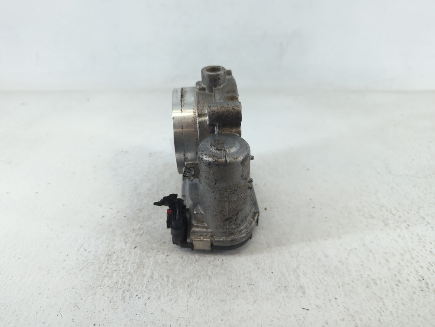 2011-2016 Chrysler Town & Country Throttle Body P/N:0 280 750 770 05184349AC Fits OEM Used Auto Parts - Oemusedautoparts1.co