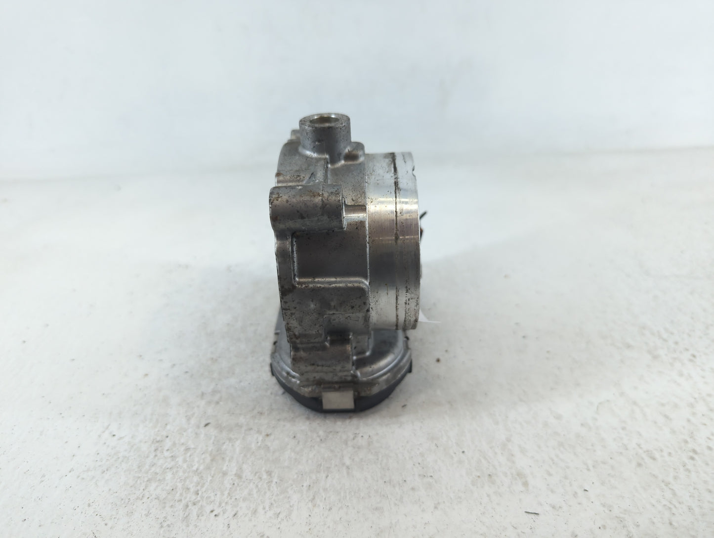 2011-2016 Chrysler Town & Country Throttle Body P/N:0 280 750 770 05184349AC Fits OEM Used Auto Parts - Oemusedautoparts1.co