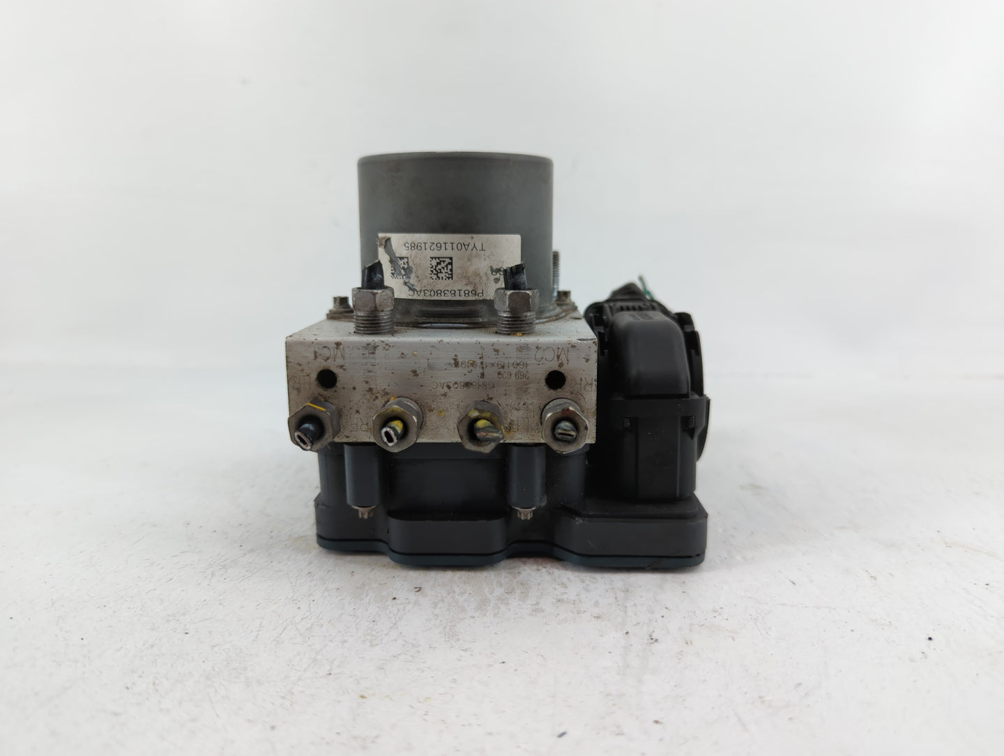2014 Chrysler Town & Country ABS Pump Control Module Replacement P/N:P681838C3AC Fits OEM Used Auto Parts - Oemusedautoparts