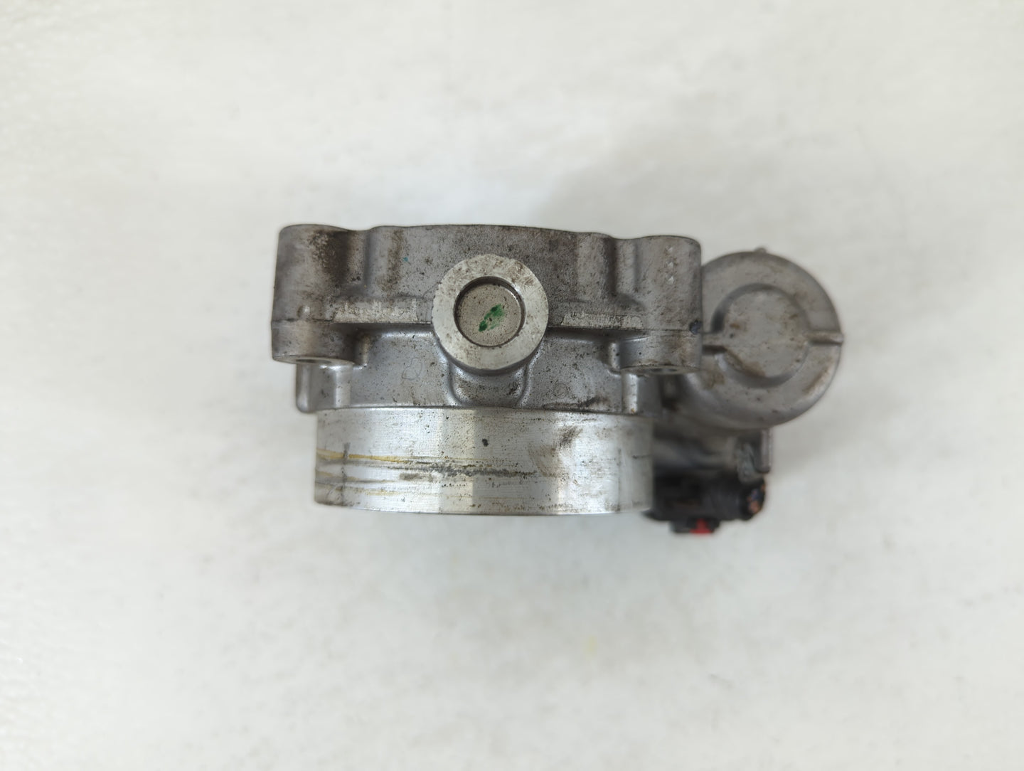 2011-2016 Chrysler Town & Country Throttle Body P/N:051844349AC Fits OEM Used Auto Parts - Oemusedautoparts1.com