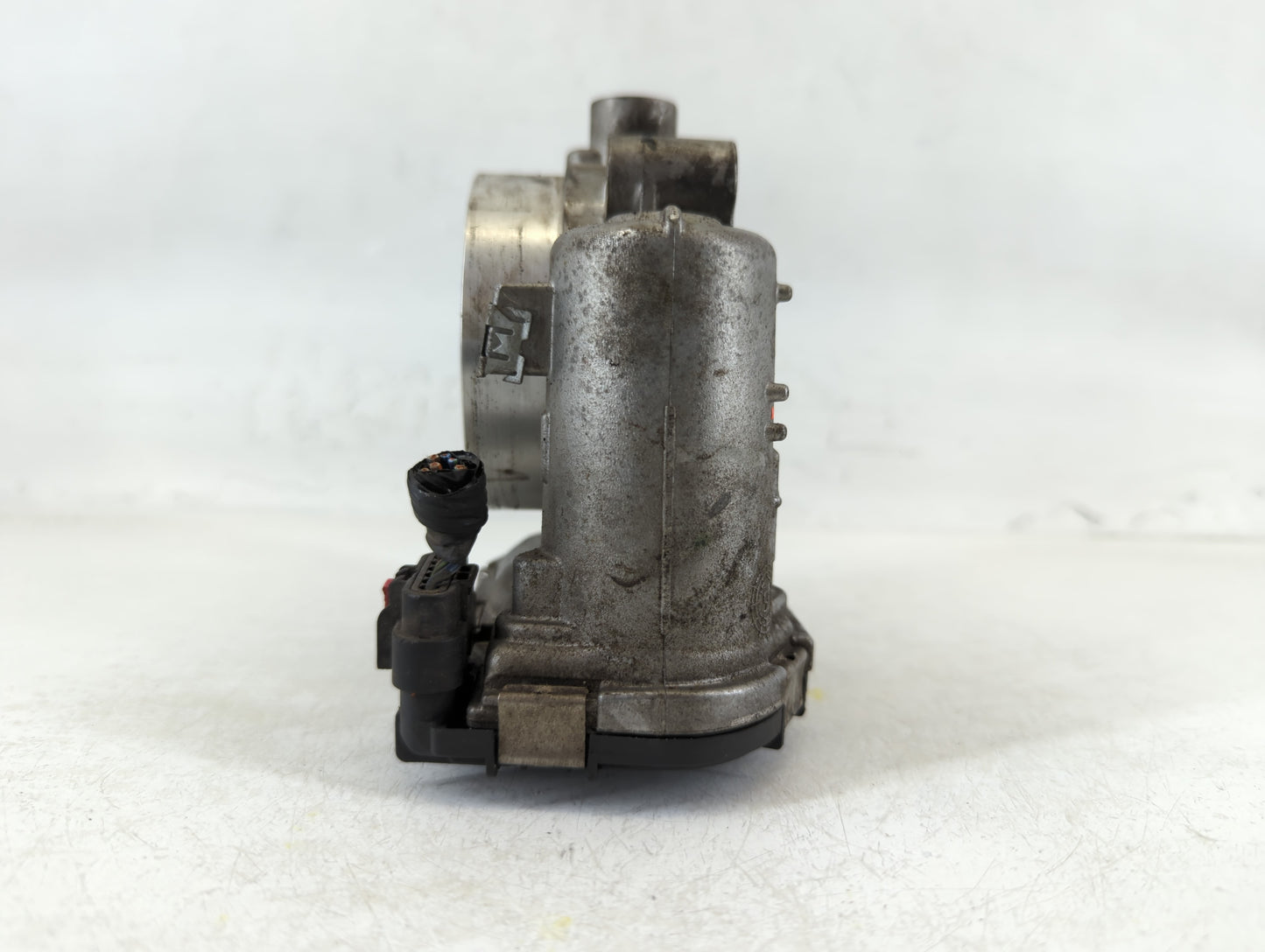 2011-2016 Chrysler Town & Country Throttle Body P/N:051844349AC Fits OEM Used Auto Parts - Oemusedautoparts1.com