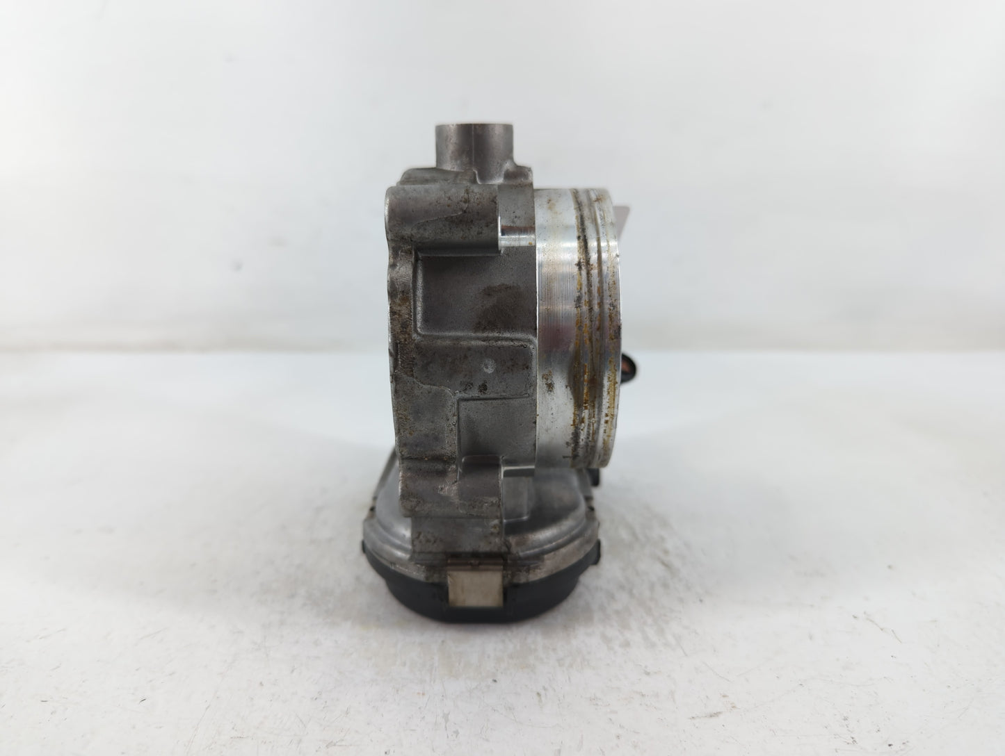2011-2016 Chrysler Town & Country Throttle Body P/N:0 280 750 570 05184349AC Fits OEM Used Auto Parts - Oemusedautoparts1.co