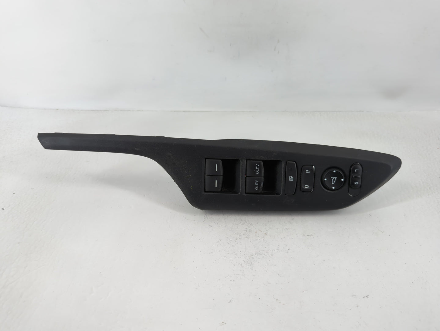 2012-2016 Chrysler Town & Country Master Power Window Switch Replacement Driver Side Left P/N:M64583 Fits OEM Used Auto Part