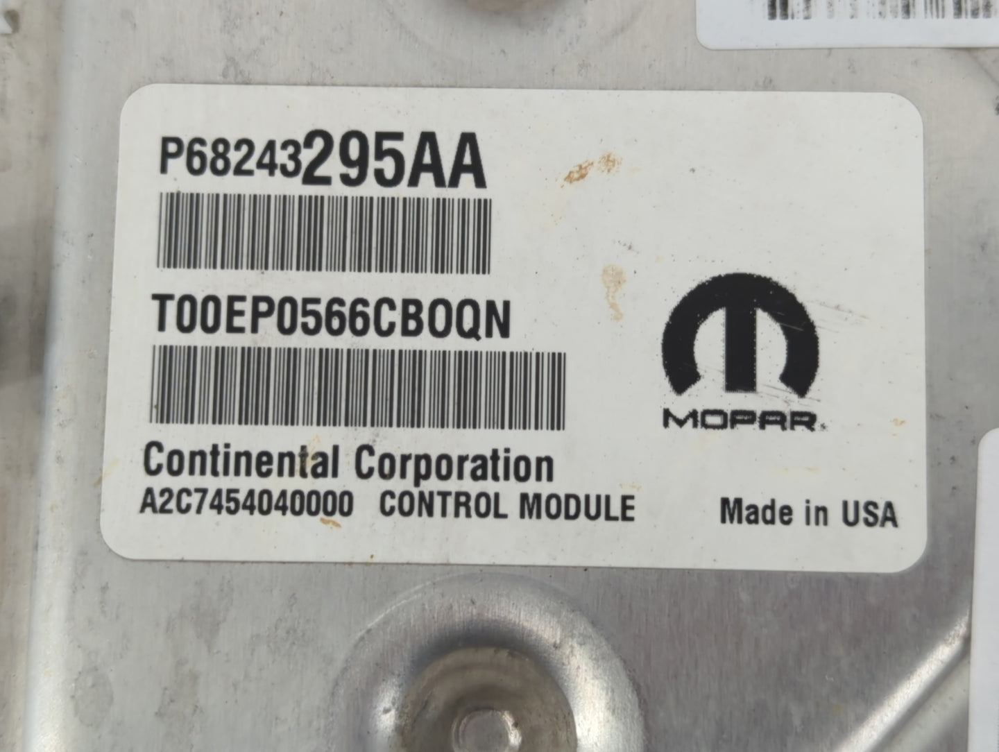 2016 Chrysler Town & Country PCM Engine Control Computer ECU ECM PCU OEM P/N:P68243295AA Fits Fits 2017 2018 2019 2020 OEM U