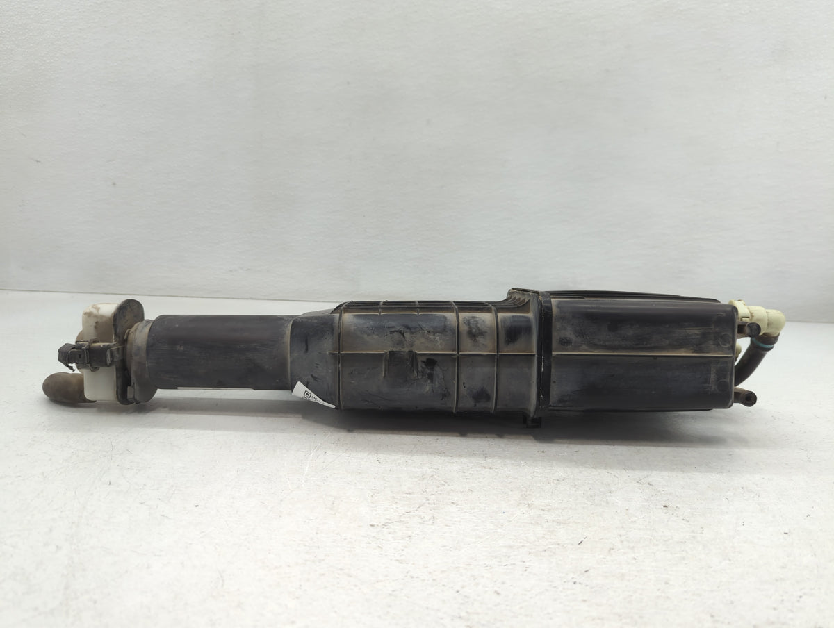 2016 Chrysler Town & Country Fuel Vapor Charcoal Canister 773767 - Oemusedautoparts1.com
