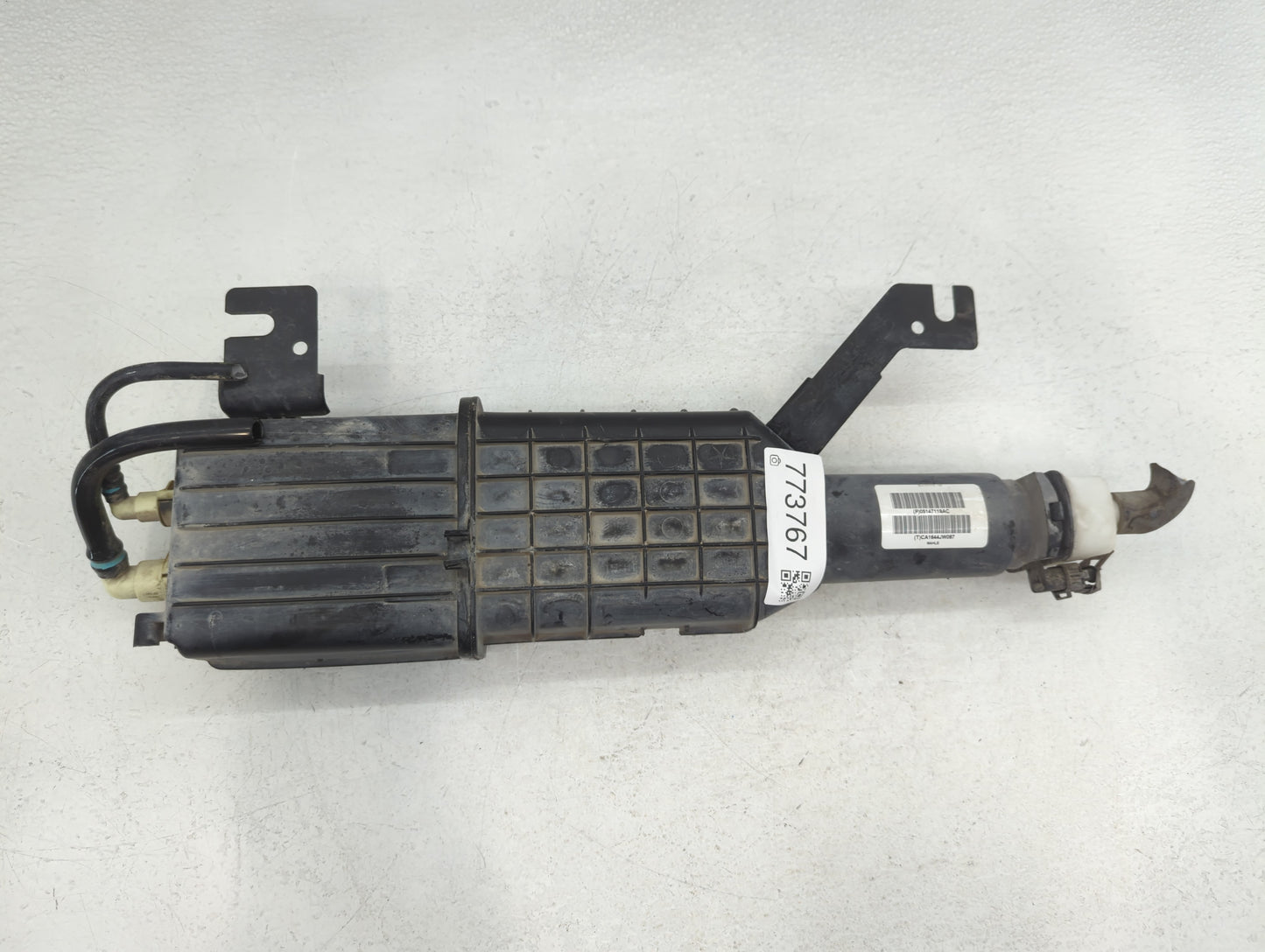 2016 Chrysler Town & Country Fuel Vapor Charcoal Canister - Oemusedautoparts1.com