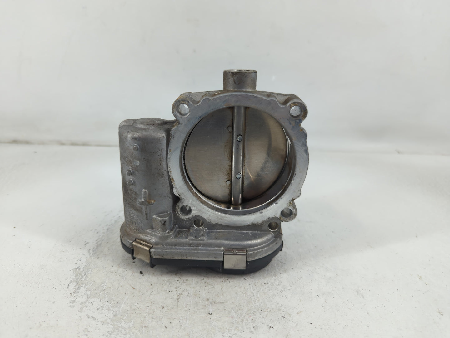 2011-2016 Chrysler Town & Country Throttle Body P/N:0 280 750 570 05184349AC Fits OEM Used Auto Parts - Oemusedautoparts1.co