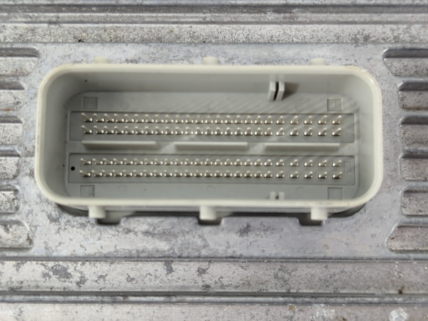 2016 Chrysler Town & Country PCM Engine Control Computer ECU ECM PCU OEM P/N:P68243295AA Fits Fits 2017 2018 2019 2020 OEM U