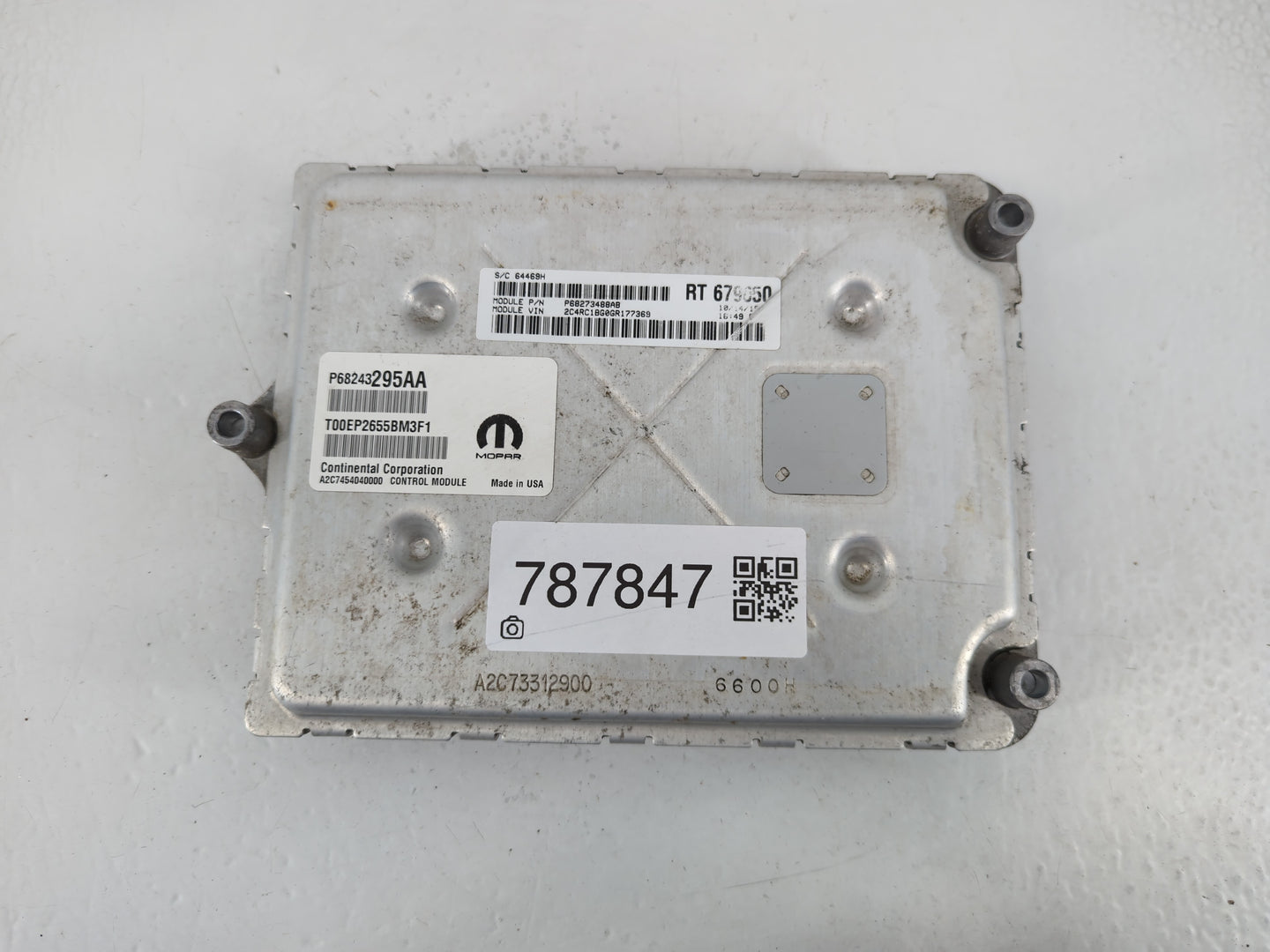 2016 Chrysler Town & Country PCM Engine Control Computer ECU ECM PCU OEM P/N:P68243295AA Fits Fits 2017 2018 2019 2020 OEM U
