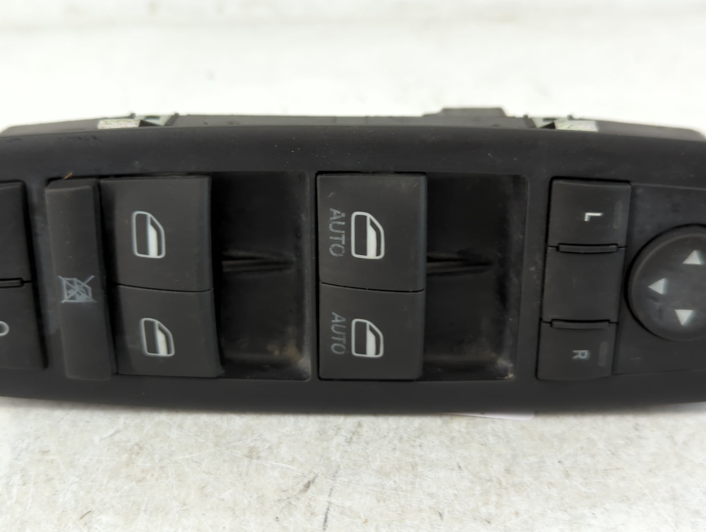 2012-2016 Chrysler Town & Country Master Power Window Switch Replacement Driver Side Left Fits OEM Used Auto Parts - Oemused