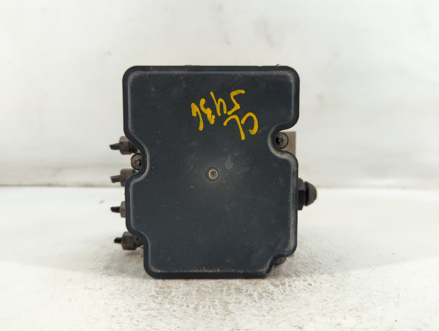 2015-2016 Chrysler Town & Country ABS Pump Control Module Replacement P/N:P68183803AC Fits Fits 2015 2016 2017 2018 2019 202