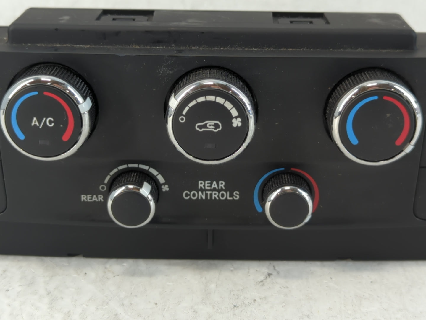 2016 Dodge Caravan Climate Control Module Temperature AC/Heater Replacement P/N:P55111240AJ Fits OEM Used Auto Parts - Oemus