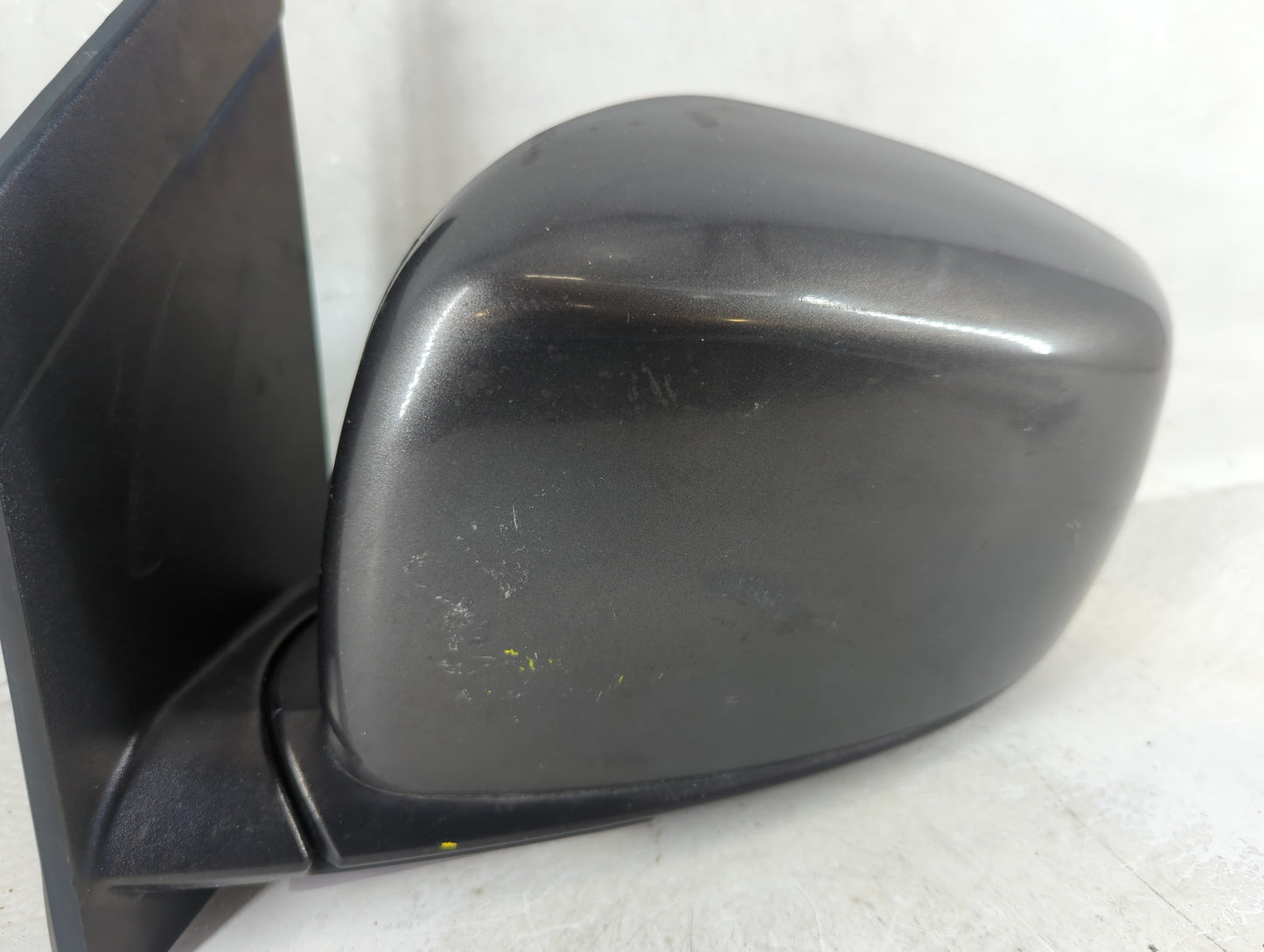 2016 Dodge Caravan Driver Side View Mirror - Left Door Mirror OEM Used - Oemusedautoparts1.com