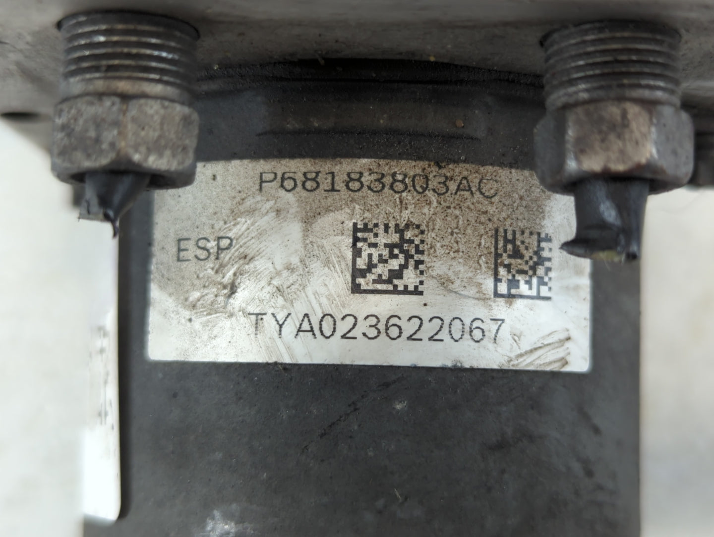 2016 Dodge Caravan ABS Pump Control Module Replacement P/N:P68183803AC Fits Fits 2015 2017 2018 2019 2020 OEM Used Auto Part