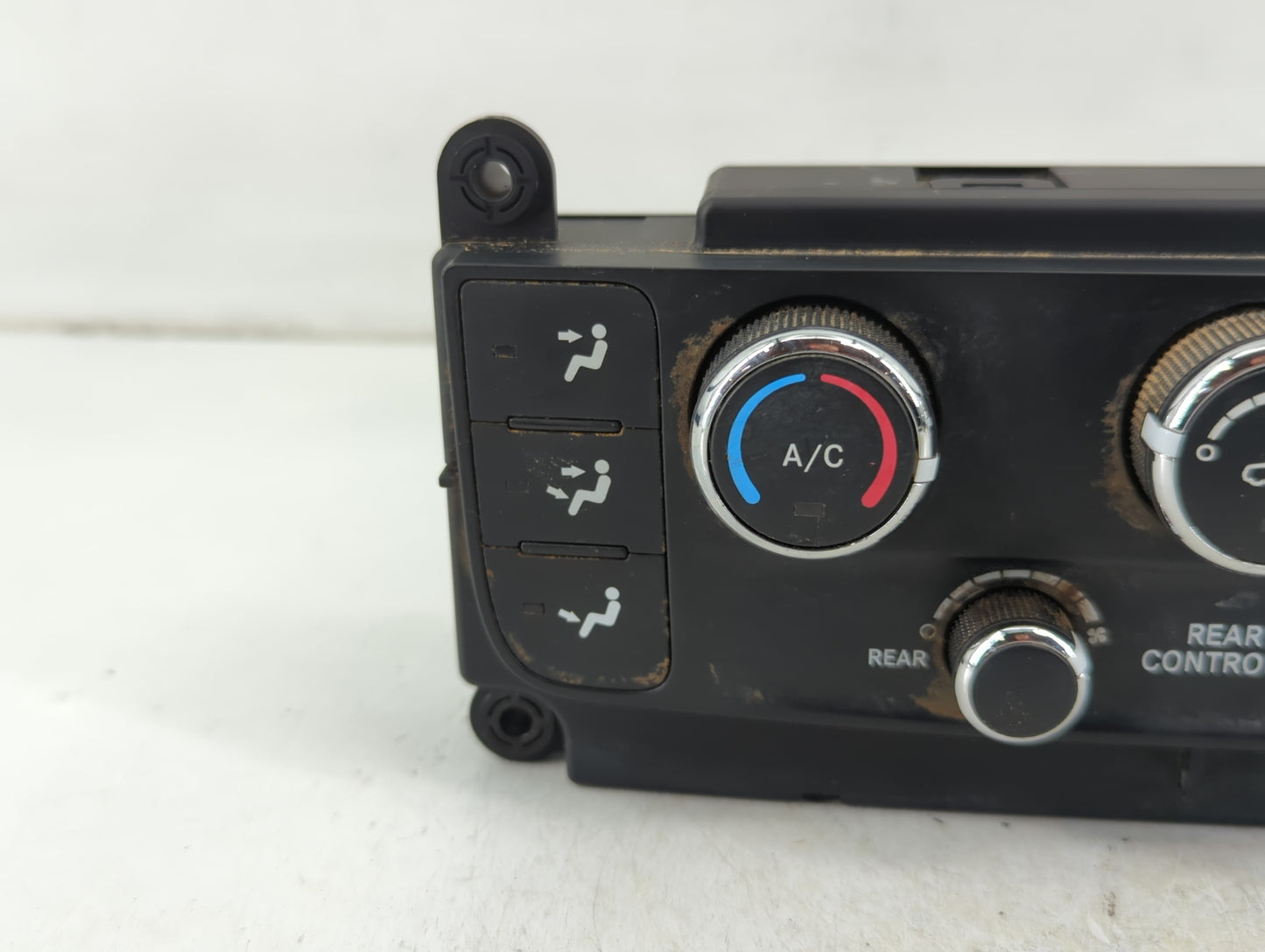 2016 Dodge Caravan Climate Control Module Temperature AC/Heater Replacement P/N:P55111240AJ Fits OEM Used Auto Parts - Oemus