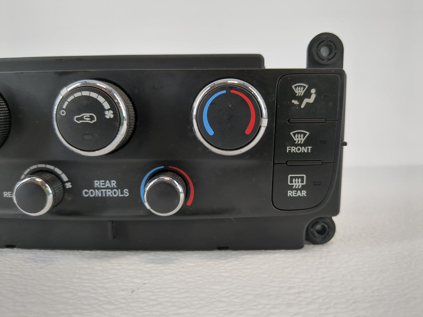 2016 Dodge Caravan Climate Control Module Temperature AC/Heater Replacement P/N:P55111240AJ Fits OEM Used Auto Parts - Oemus