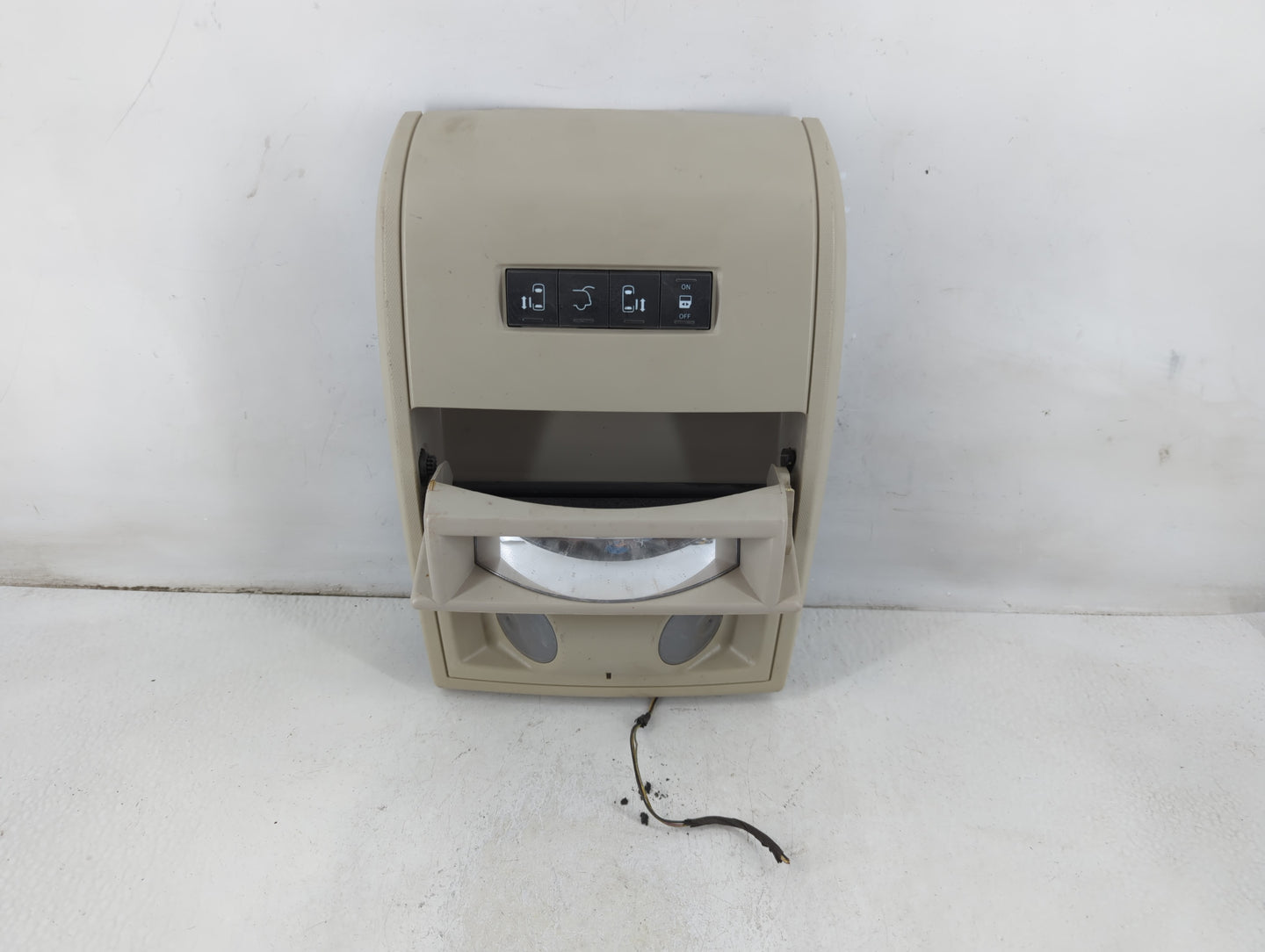 2016 Dodge Caravan Overhead Roof Console 1112193 - Oemusedautoparts1.com