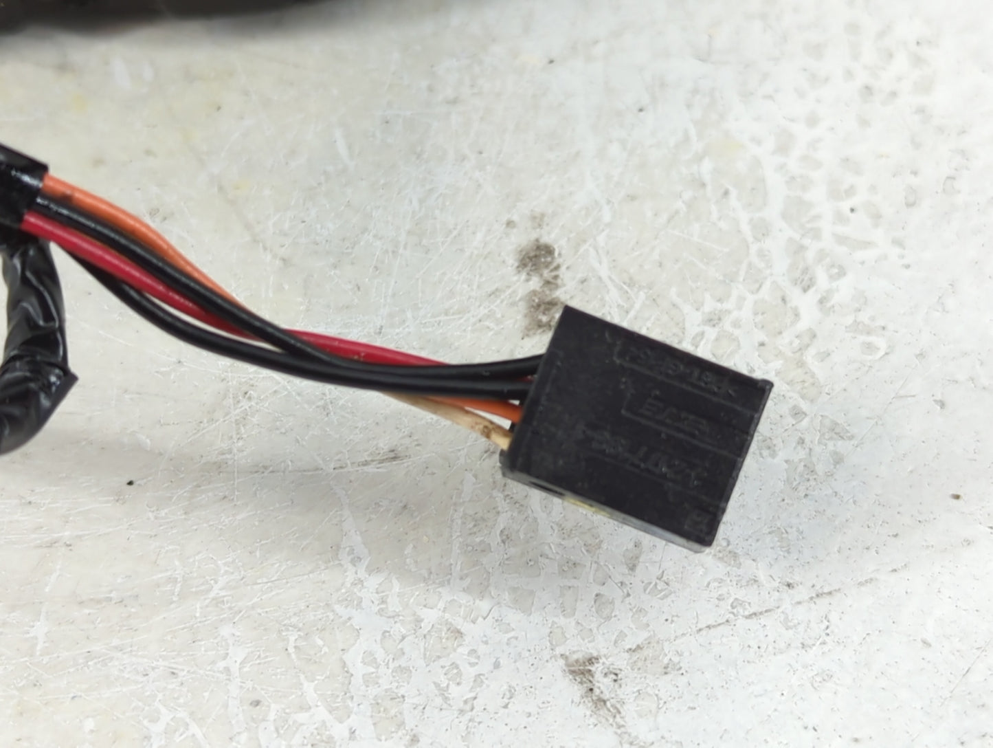 2016 Dodge Caravan Driver Side View Mirror - Left Door Mirror OEM Used - Oemusedautoparts1.com