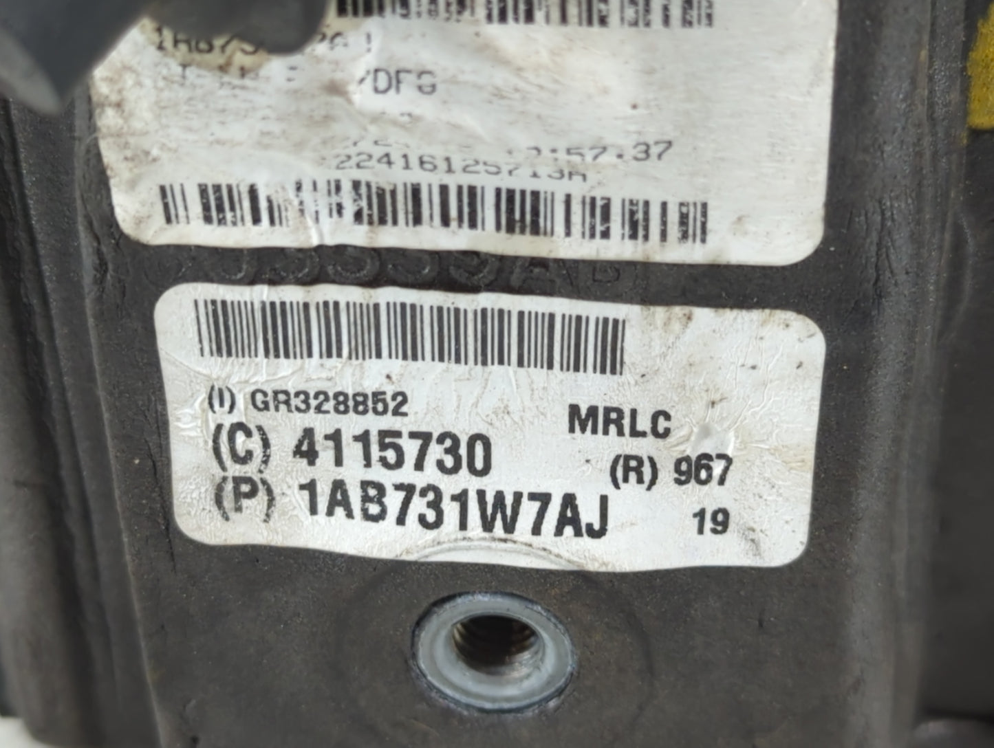 2016 Dodge Caravan Driver Side View Mirror - Left Door Mirror OEM Used - Oemusedautoparts1.com