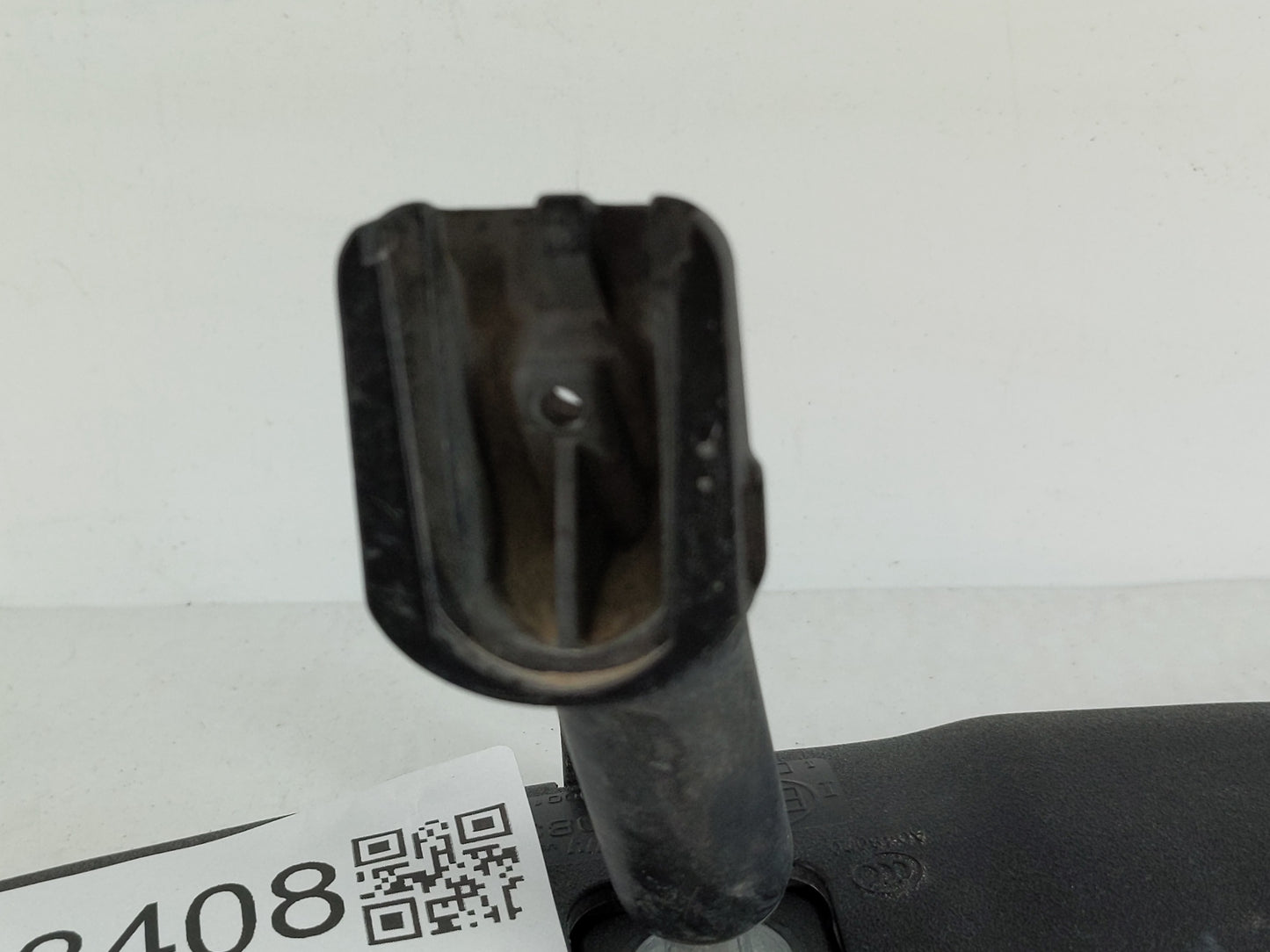 2016 Dodge Caravan Interior Rear View Mirror Replacement OEM P/N:E8011083 Fits OEM Used Auto Parts - Oemusedautoparts1.com