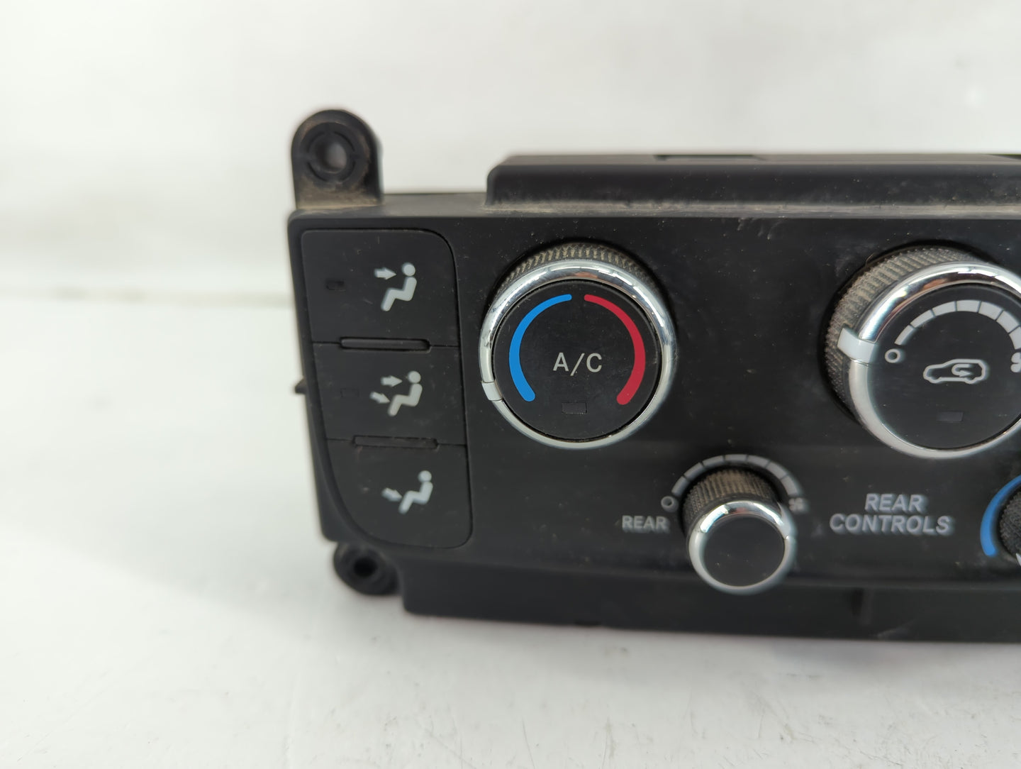 2016 Dodge Caravan Climate Control Module Temperature AC/Heater Replacement P/N:P55111240AJ Fits OEM Used Auto Parts - Oemus