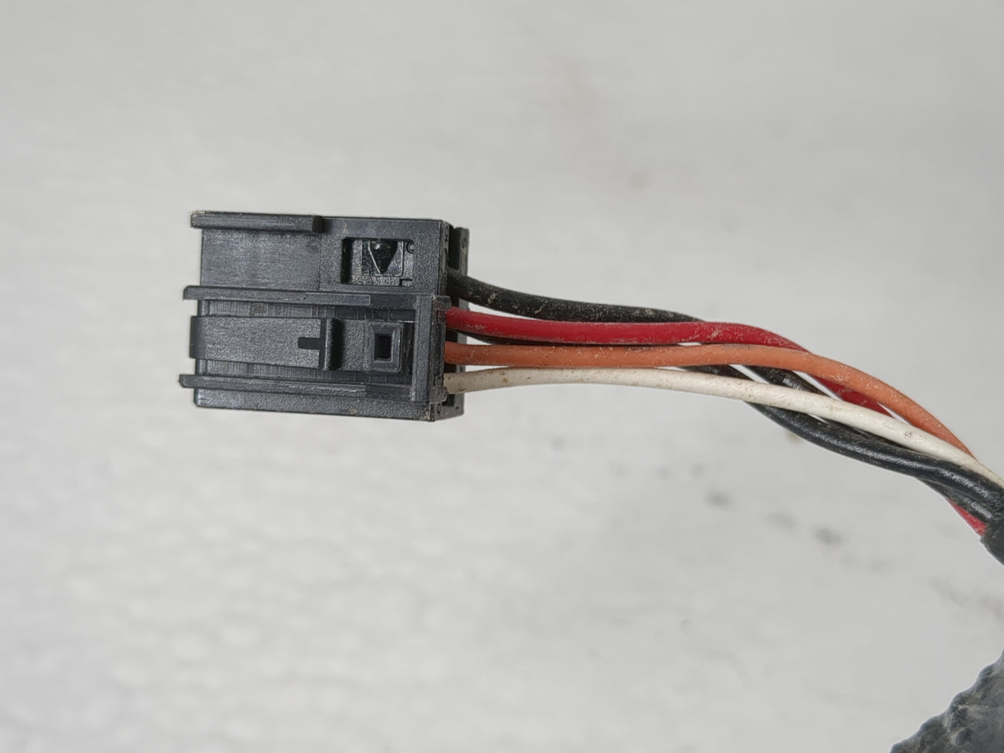 2016 Dodge Caravan Driver Side View Mirror - Left Door Mirror OEM Used - Oemusedautoparts1.com