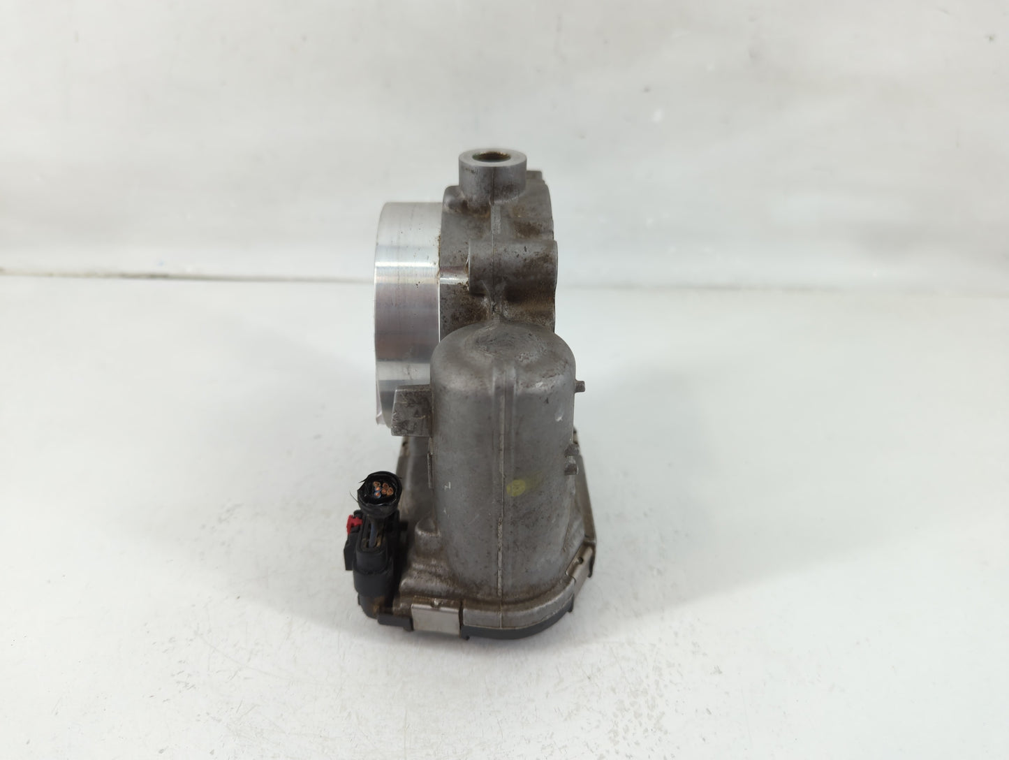 2016 Dodge Caravan Throttle Body P/N:05184349AC Fits Fits 2011 2012 2013 2014 2015 2017 2018 2019 2020 2021 2022 OEM Used Au
