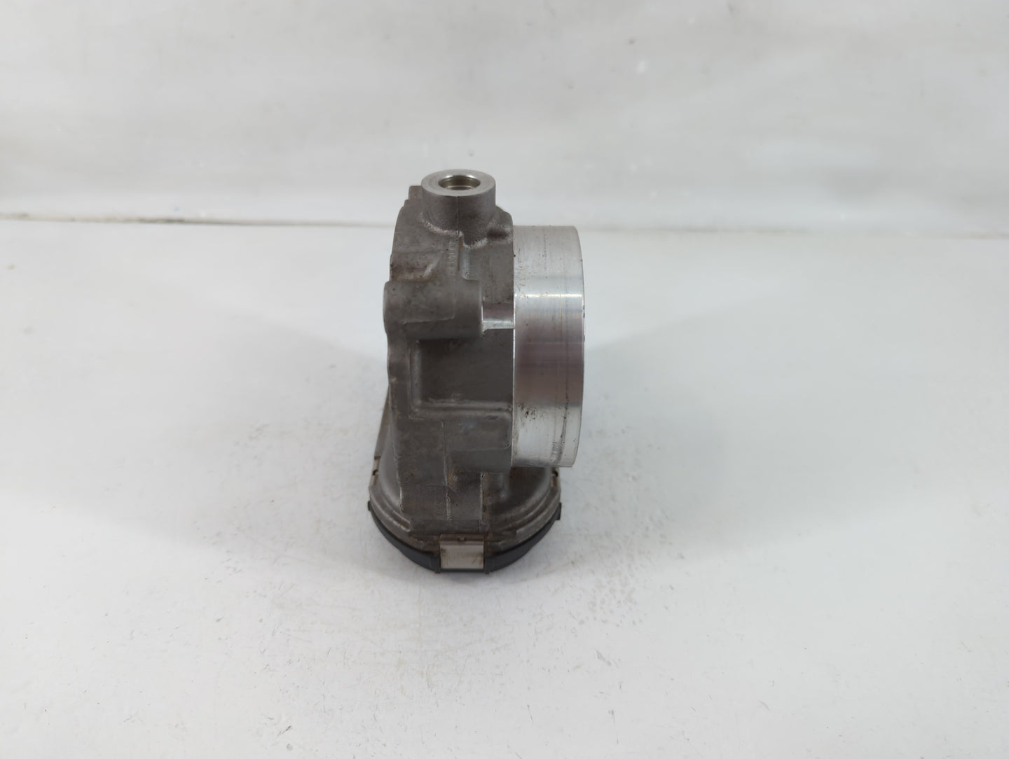 2016 Dodge Caravan Throttle Body P/N:05184349AC Fits Fits 2011 2012 2013 2014 2015 2017 2018 2019 2020 2021 2022 OEM Used Au