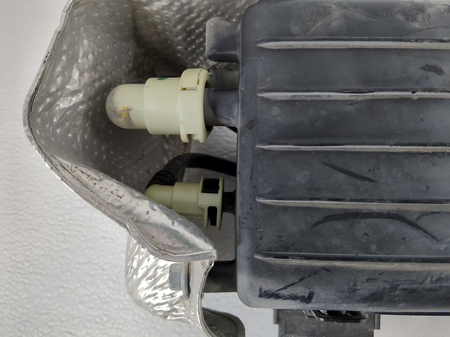 2016 Dodge Caravan Fuel Vapor Charcoal Canister 1120692 - Oemusedautoparts1.com