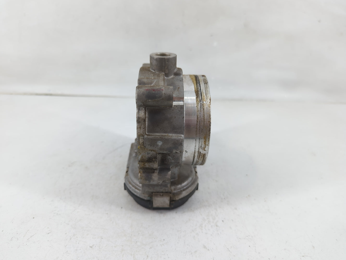2016 Dodge Caravan Throttle Body P/N:05184349AC Fits Fits 2011 2012 2013 2014 2015 2017 2018 2019 2020 2021 2022 OEM Used Au