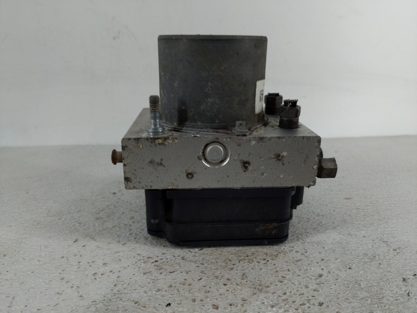 2016 Dodge Caravan ABS Pump Control Module Replacement P/N:P68183803AC Fits Fits 2015 2017 2018 2019 2020 OEM Used Auto Part