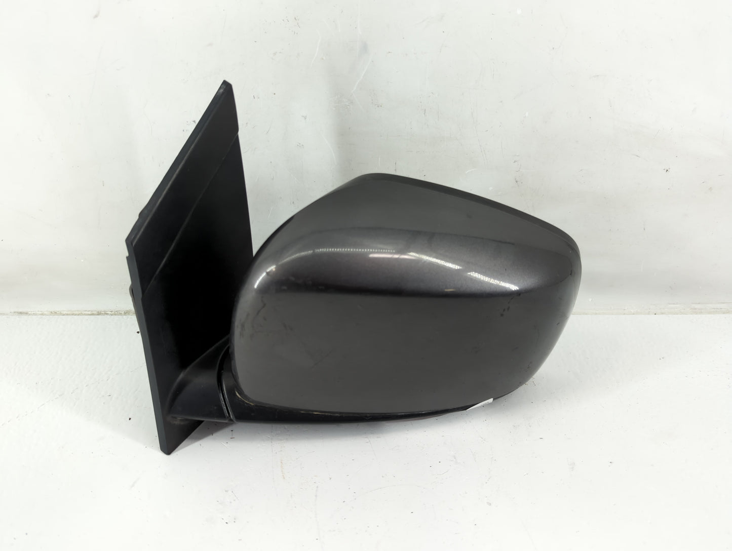 2016 Dodge Caravan Driver Side View Mirror - Left Door Mirror OEM Used - Oemusedautoparts1.com